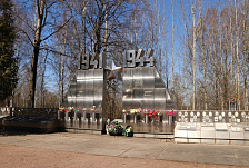  Вместе возродили Ленинград 